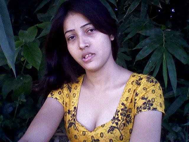25P Complete Set 3: Posing ex-girl friends