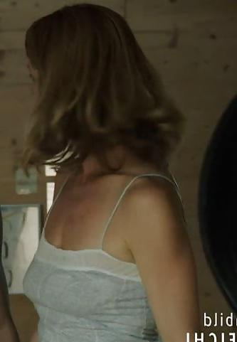 25P German actress Katja Weitzenboeck