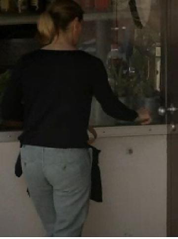 25P German actress Katja Weitzenboeck