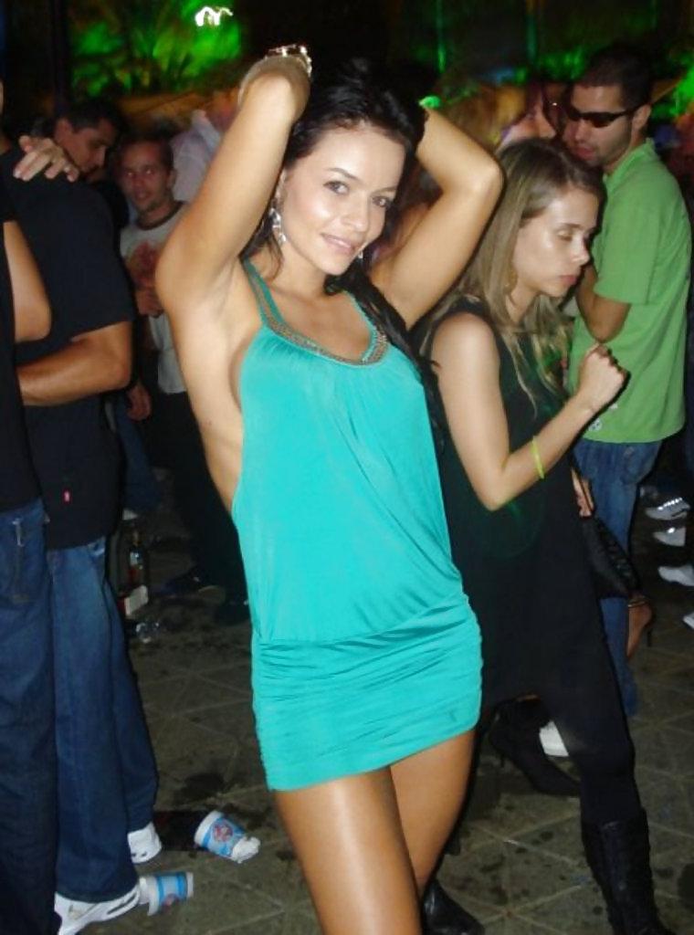 24P Latina dancer 4