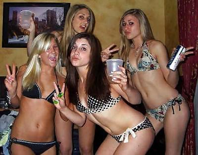 25P Strip Poker