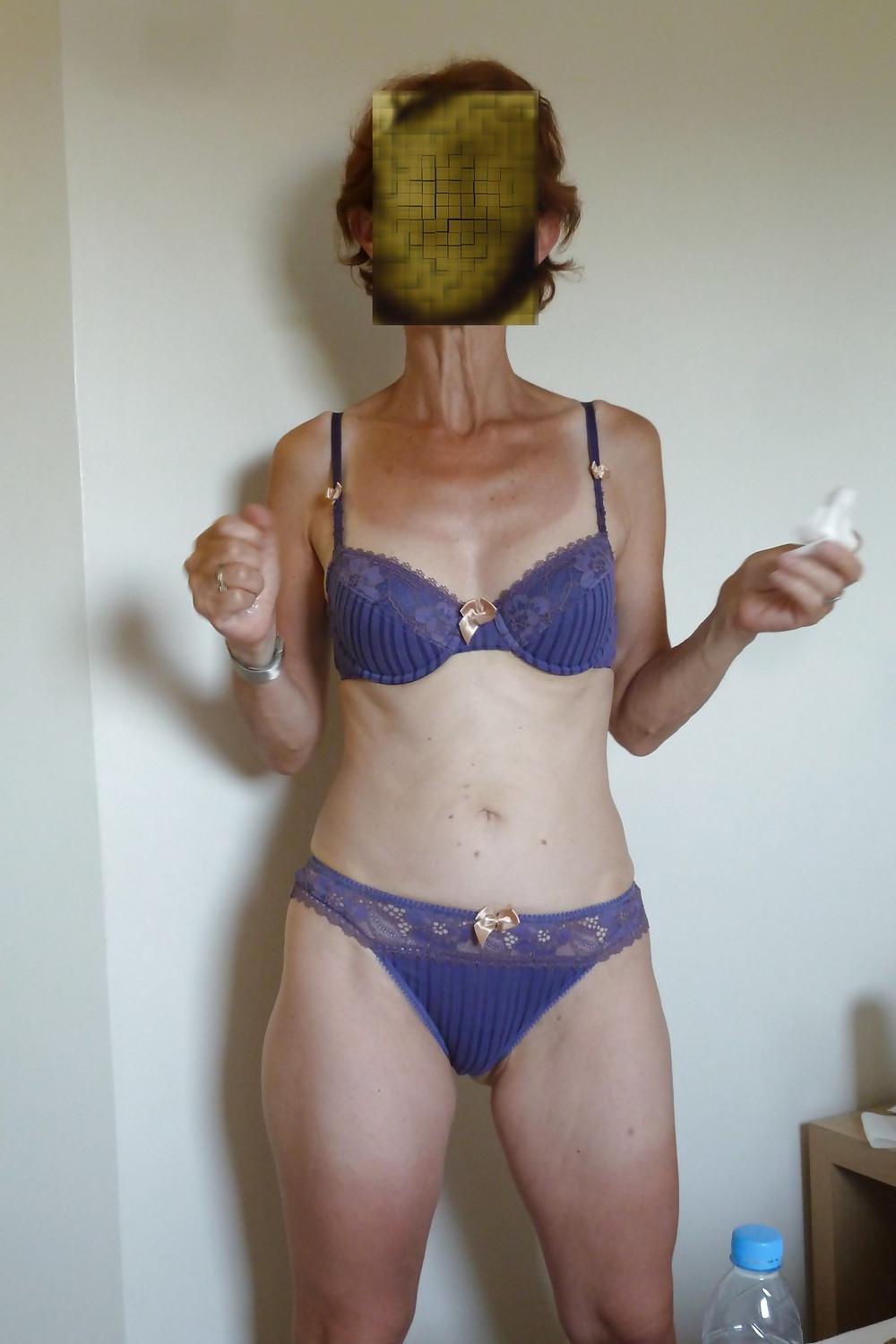 7P My wife so pretty in her violet underwears