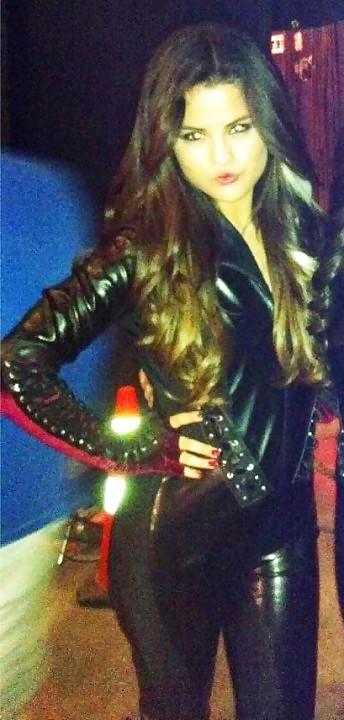 25P Random Celebrity Hotness