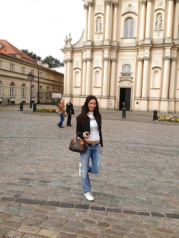 20P Italian women: Laura