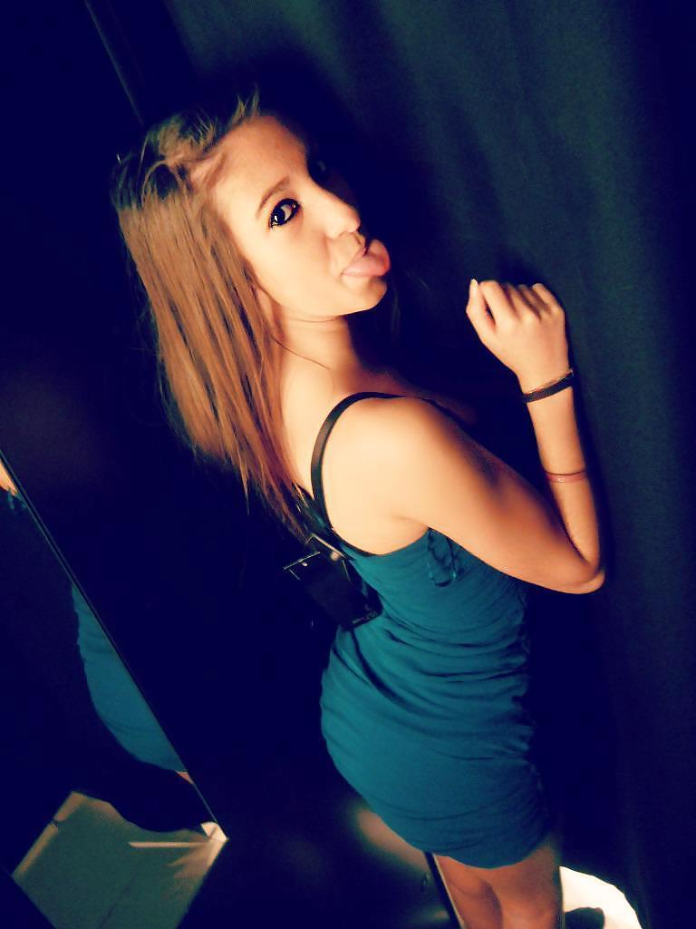 22P Veronica 18yo sexy italian teen