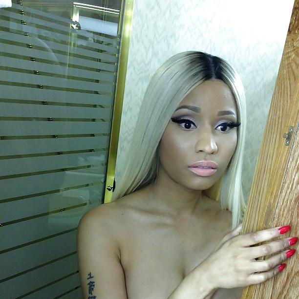 23P Nicki Minaj slutty instagram pics
