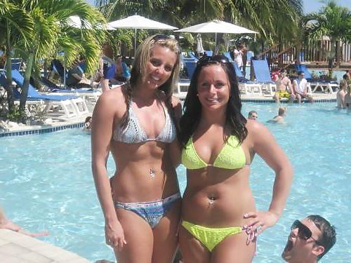 25P Hot girls with tan lines 