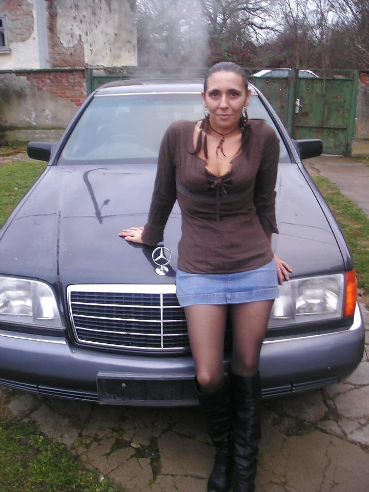 25P Sexy 37 yo mom from facebook. how to fuck?