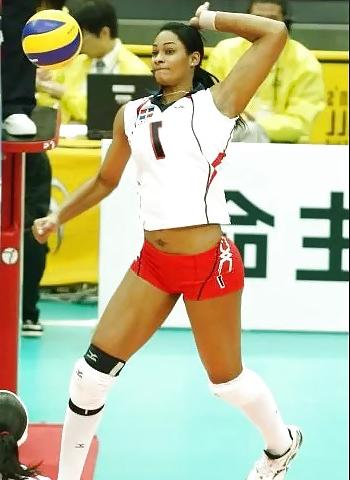 25P Volleyball Players
