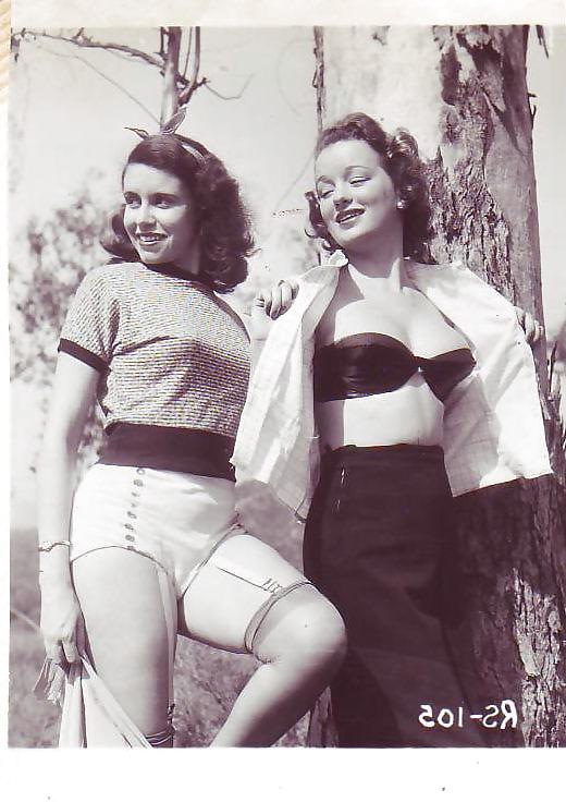 25P Vintage and Retro Pictures