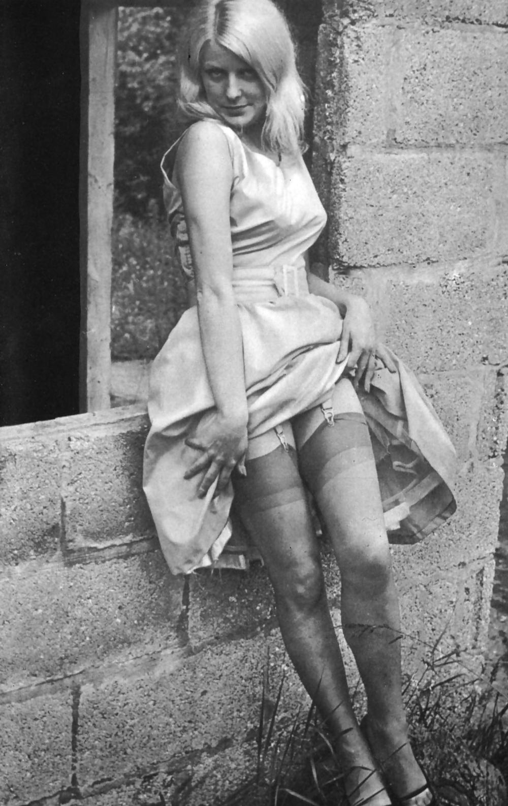 25P Vintage and Retro Pictures