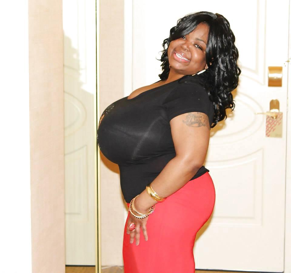 16P The Face Is So So, BUT THEM TITTIES DAAAAMMMMMM