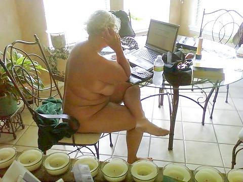7P Blonde slut loves verbal humiliation....