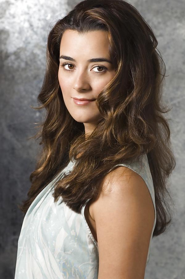 25P Cote De Pablo