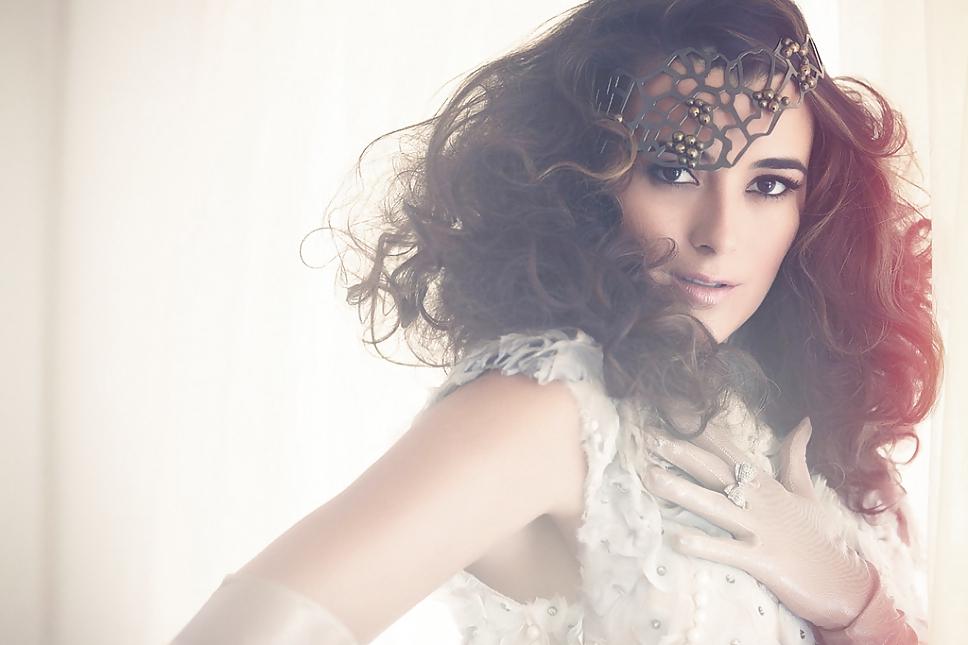 25P Cote De Pablo