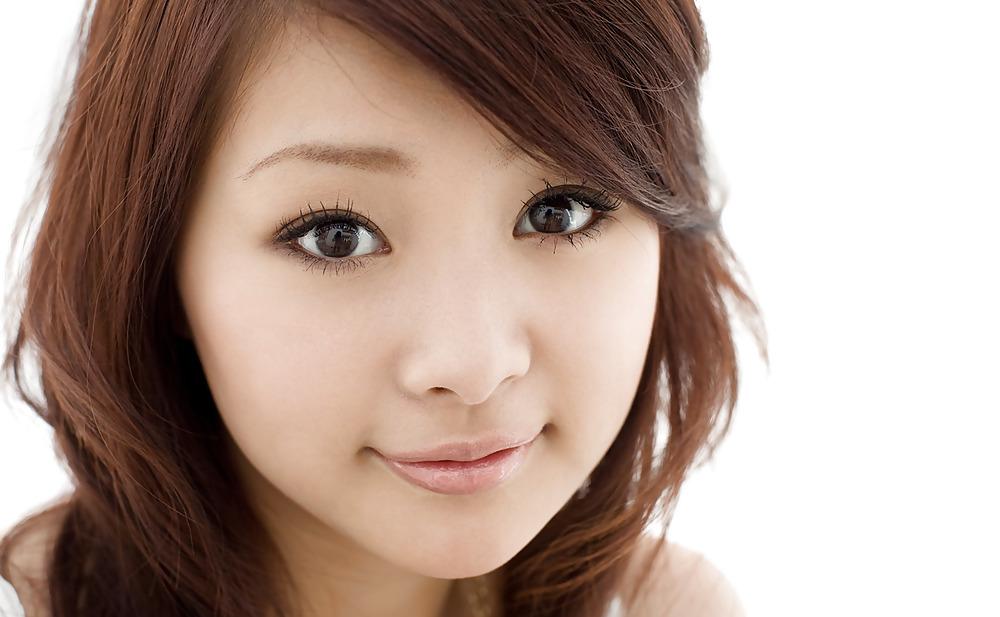 13P Exotic girl