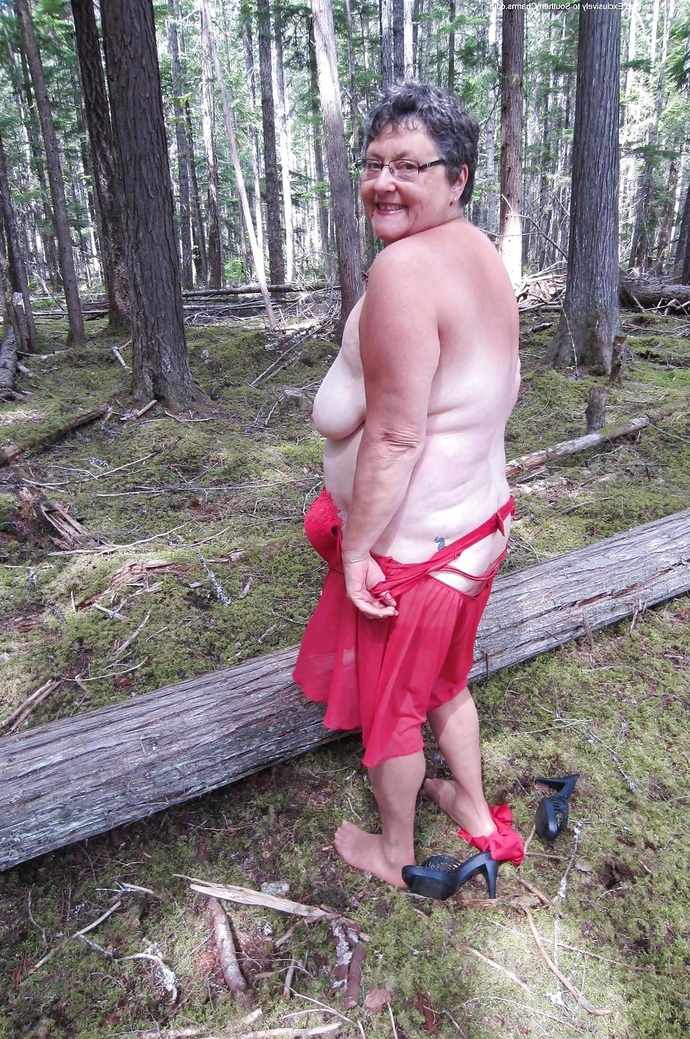 20P Mature-BBW-Ladies 389