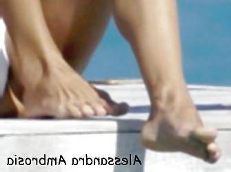 25P Celebrity Feet