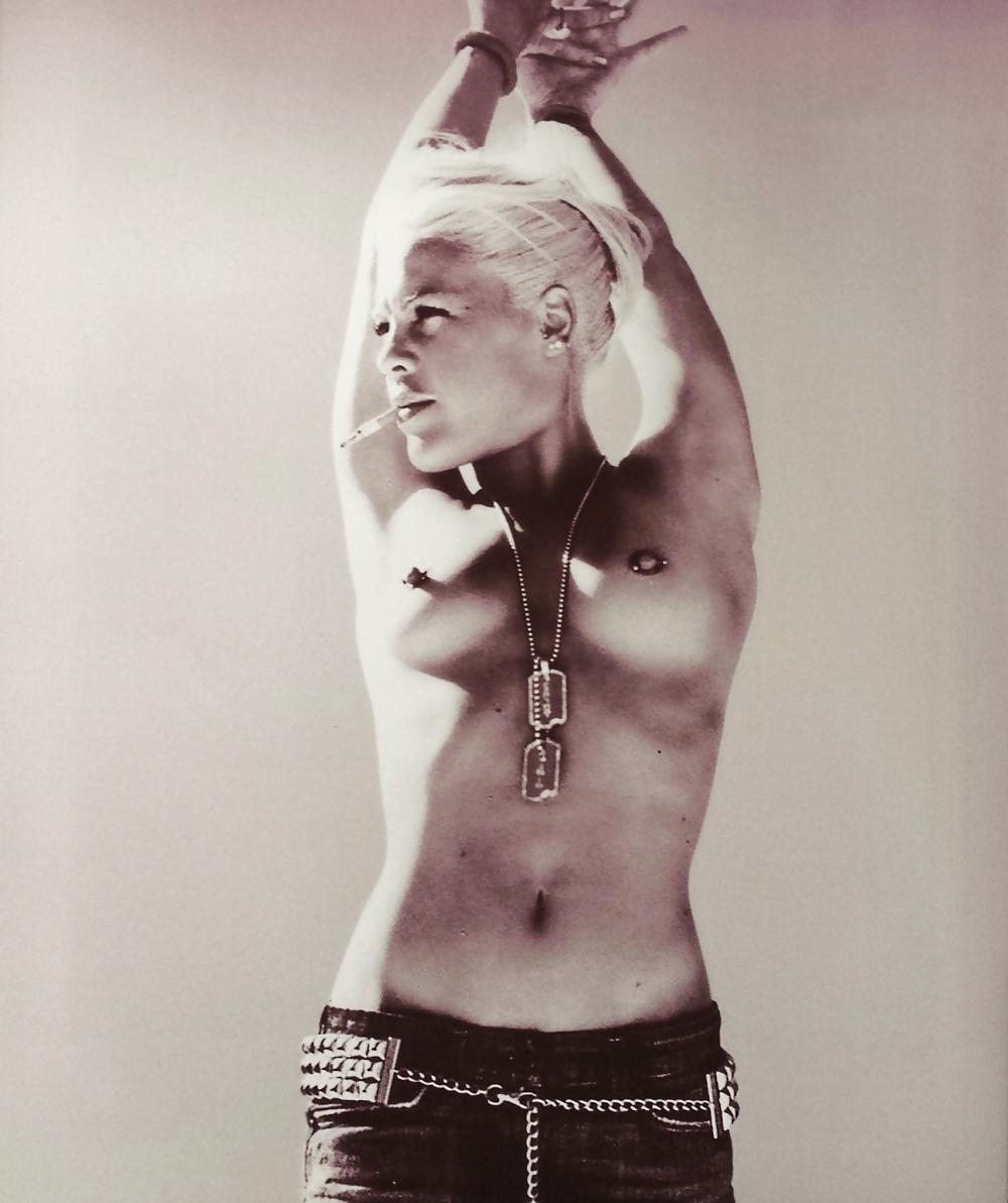 25P Celebrity Pics