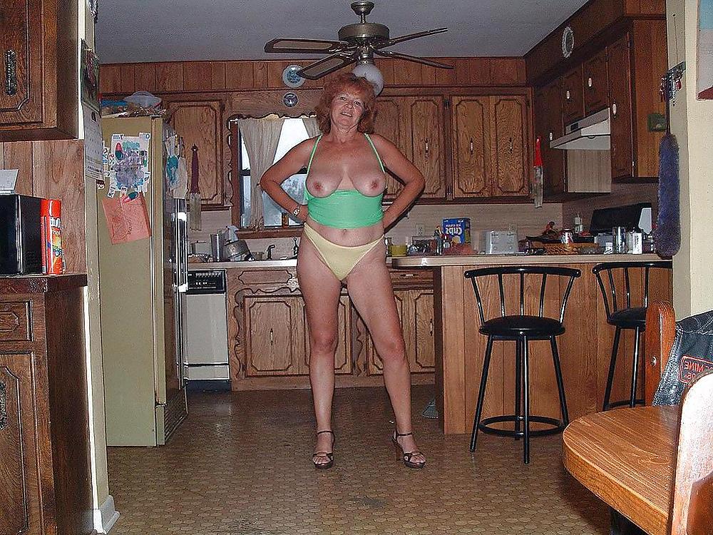 25P Mature in lingerie