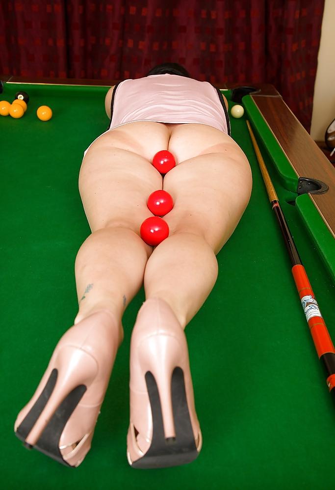 15P Pool table