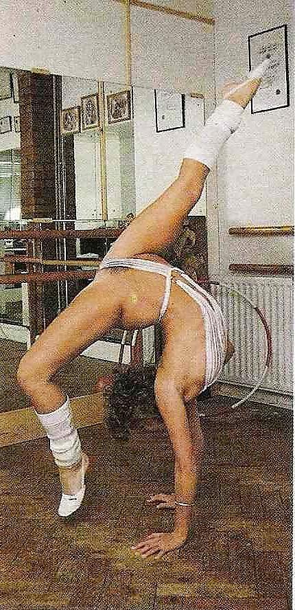 25P Vintage dancers 2