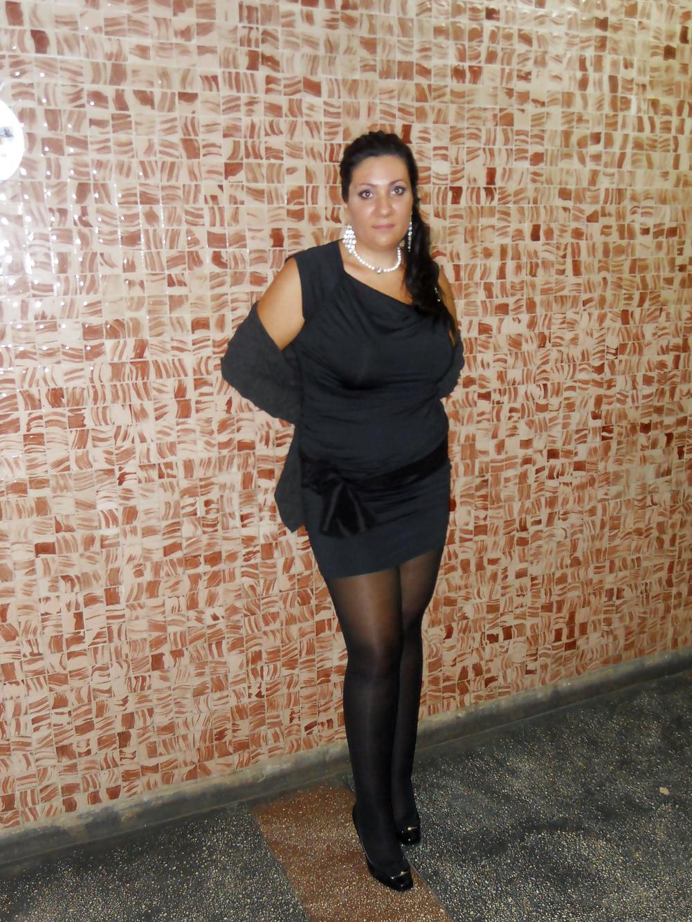 10P Empty your Balls on this Romanian Whore
