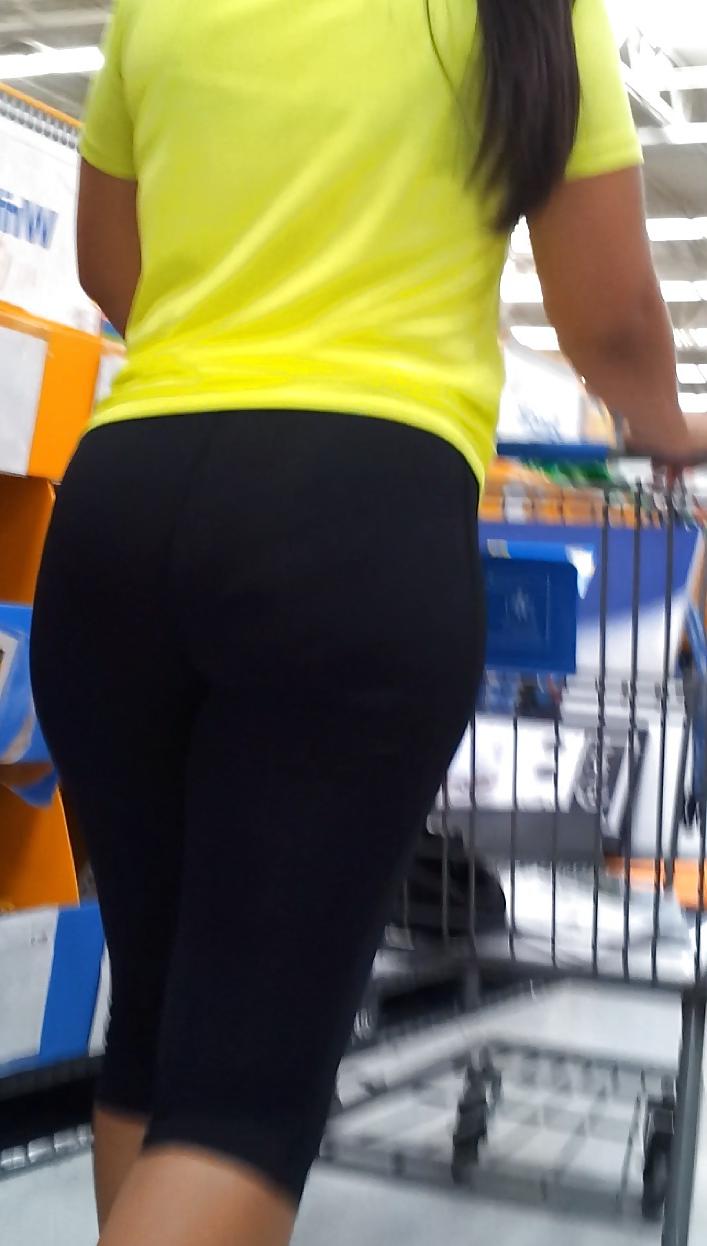 16P THICK Cuban Ass Latina MILF in tights! VOYEUR NICE FATTY
