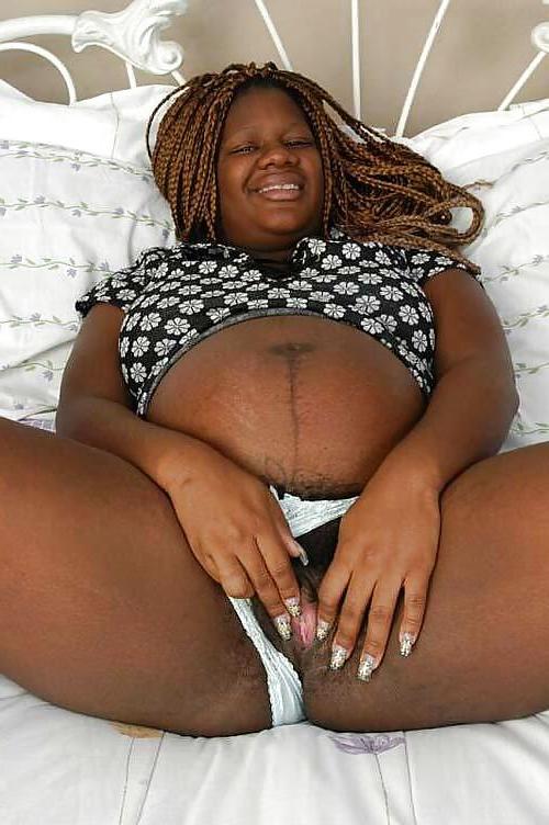 25P Ghetto Preggo Hoes