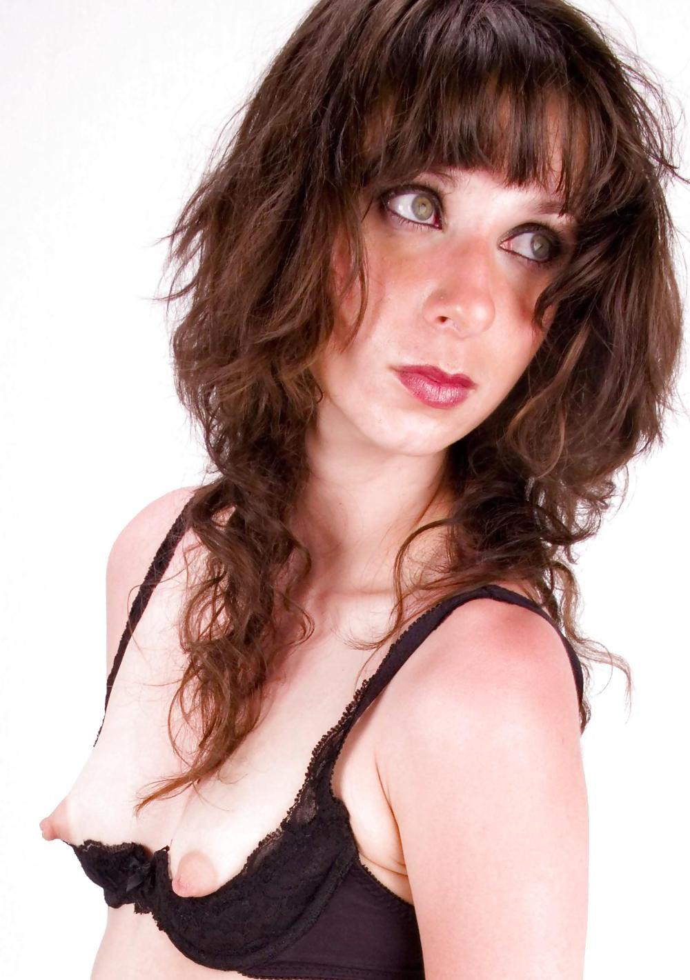 11P Susan's little tits and big nipples