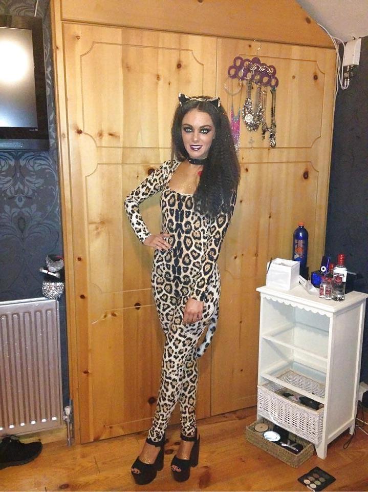 19P Irish teen 22