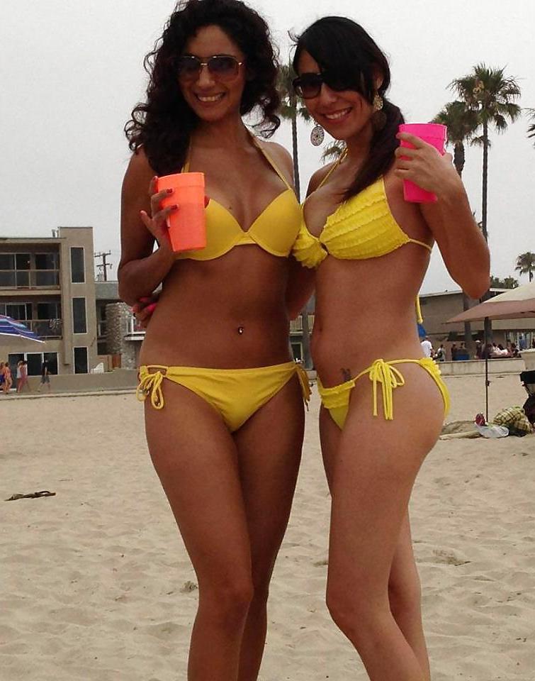 13P Mature Bikini Wives