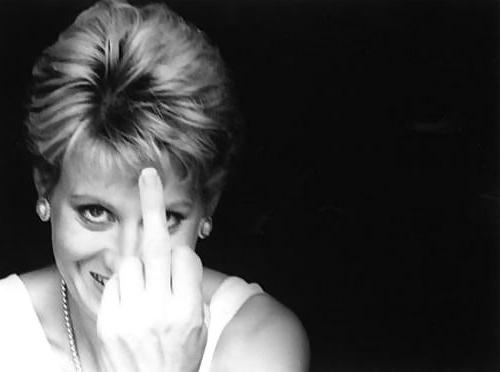 24P Celebrity Middlefinger
