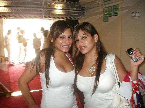 18P Israeli girls 01