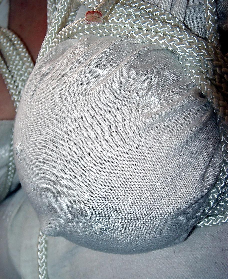 9P Bound-boob
