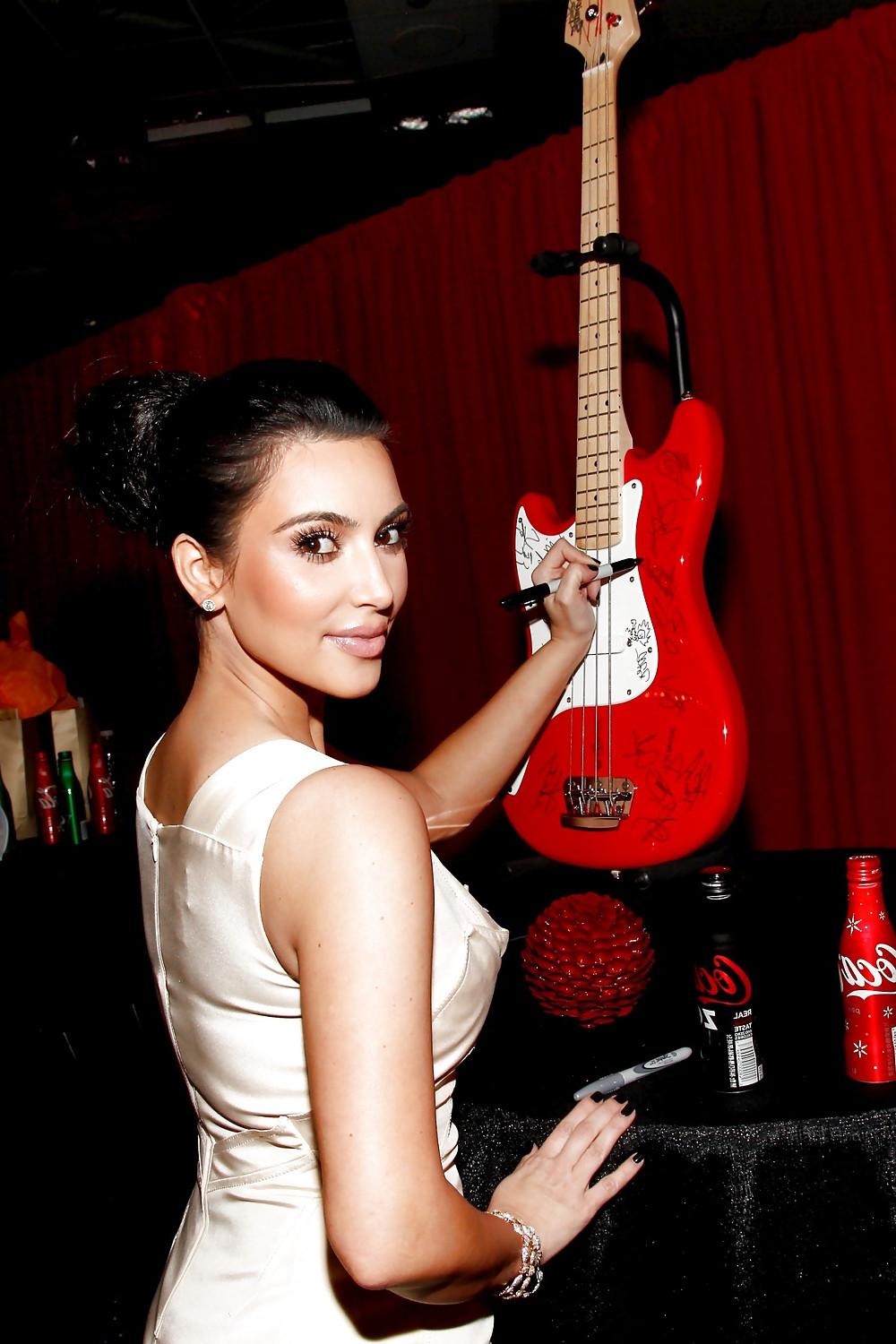 21P Kim Kardashian Z100s Jingle Ball 2010