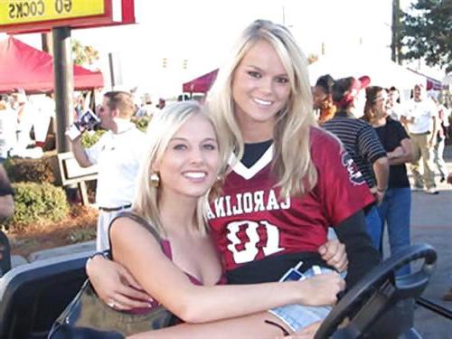 25P Sexy Girls in Football Jerseys