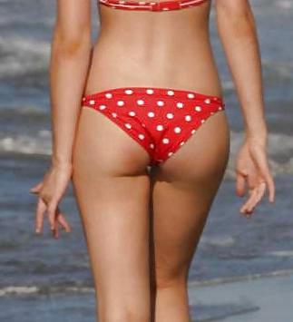 19P Celebrity Ass