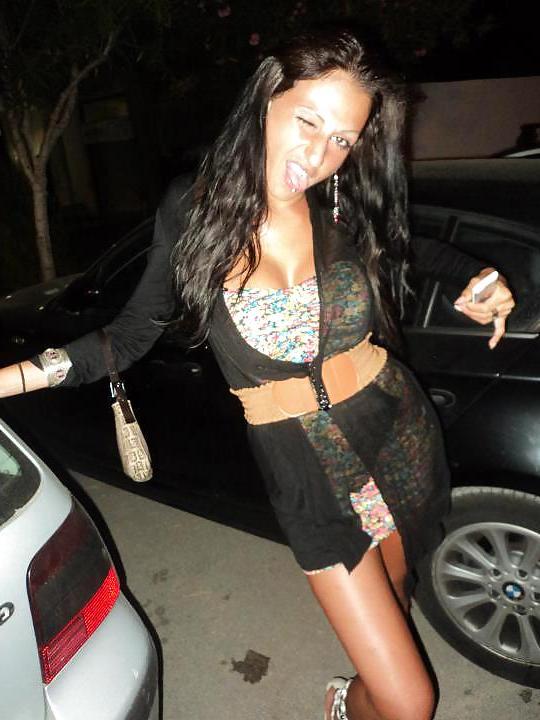 25P Italian girl: andreea
