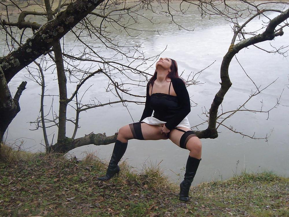 25P Experienced milf 1