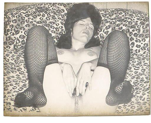 22P B&W Vintage