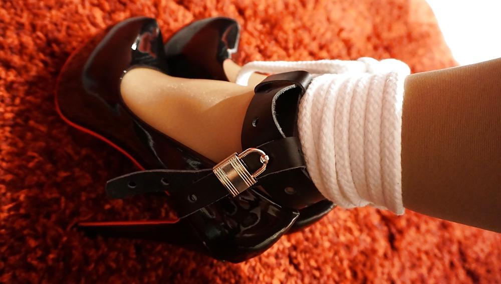 15P 7 layers of Nylon and Bound High Heels for going to