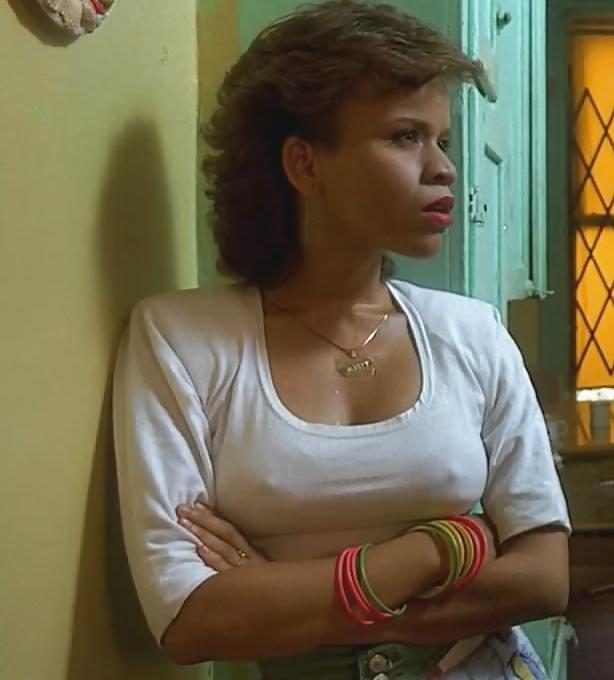 11P Rosie Perez Nipples