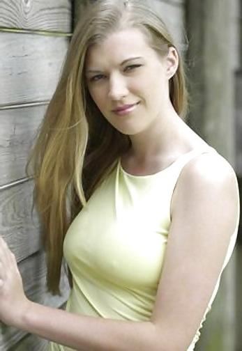 25P Braless Hard Nipples Pokies 6