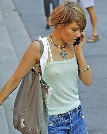 25P Braless Hard Nipples Pokies 6