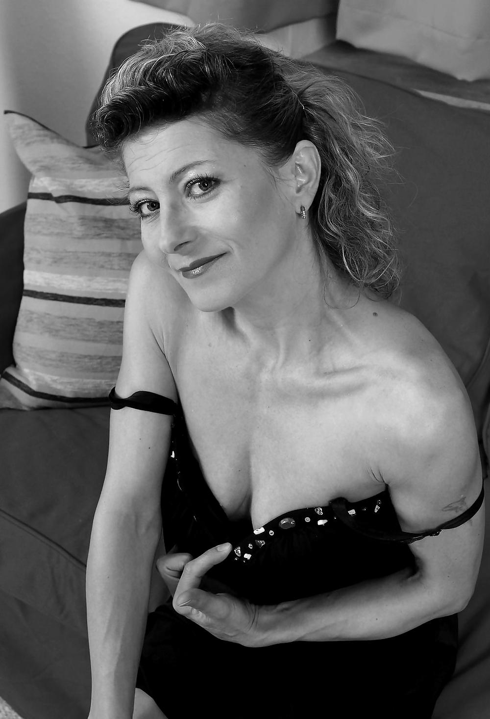 25P Einfach geile Frauen ( MILF )