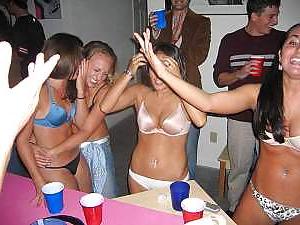 25P Strip Poker