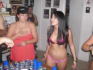25P Strip Poker