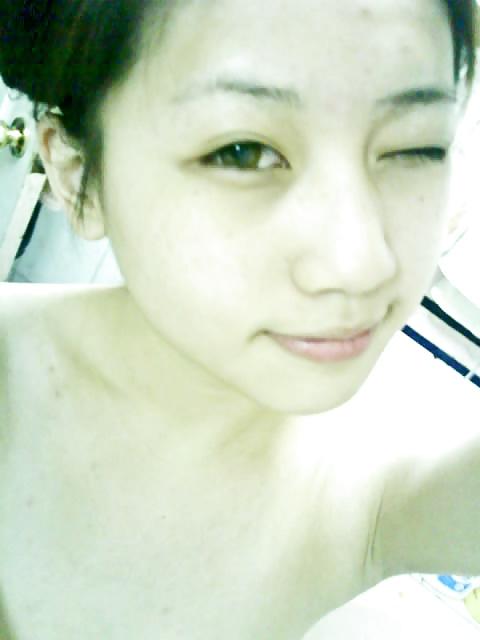 25P A cute Taiwanese girl