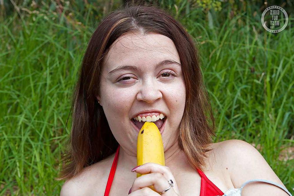 16P Banana in her shaved cunt